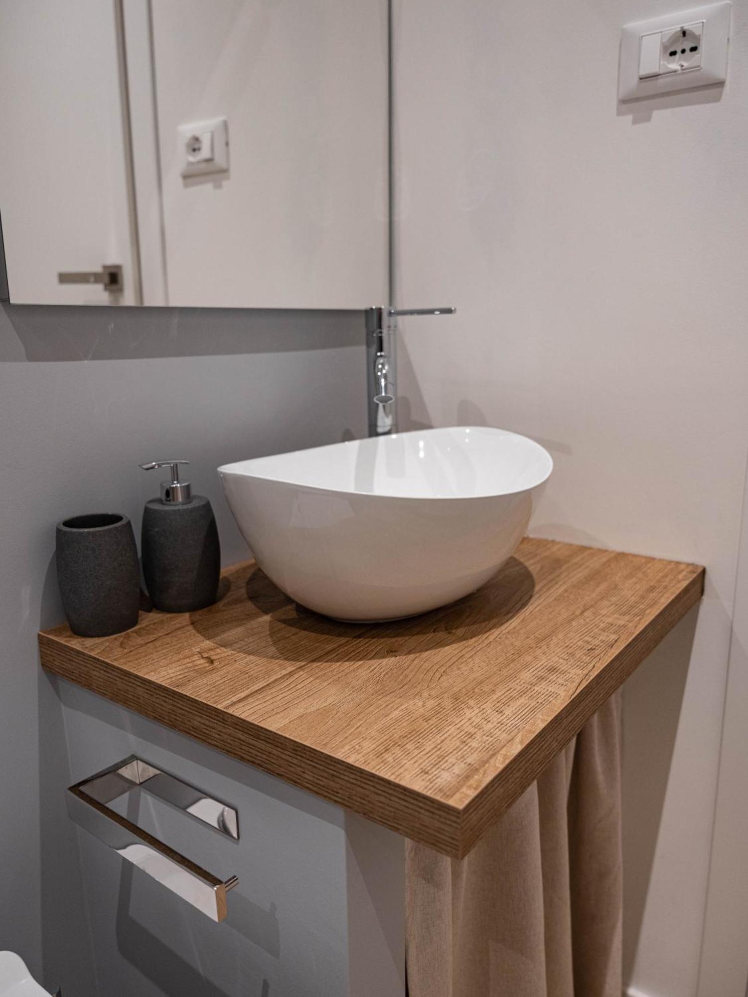 Moor Assarotti Suites - Genova City Center Eksteriør billede